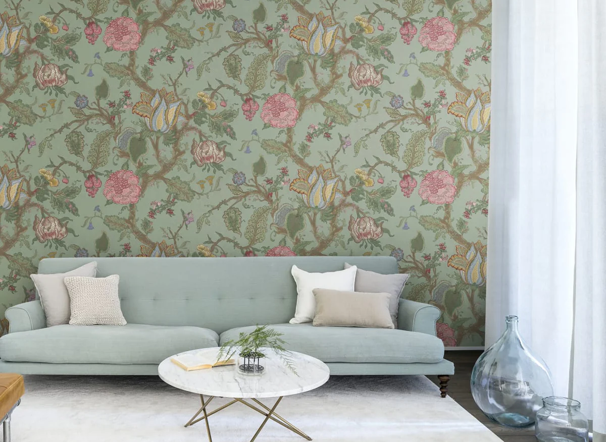 HC-Growing_Wilderness_Floral_Wallpaper-Interior1-18122023_1.png