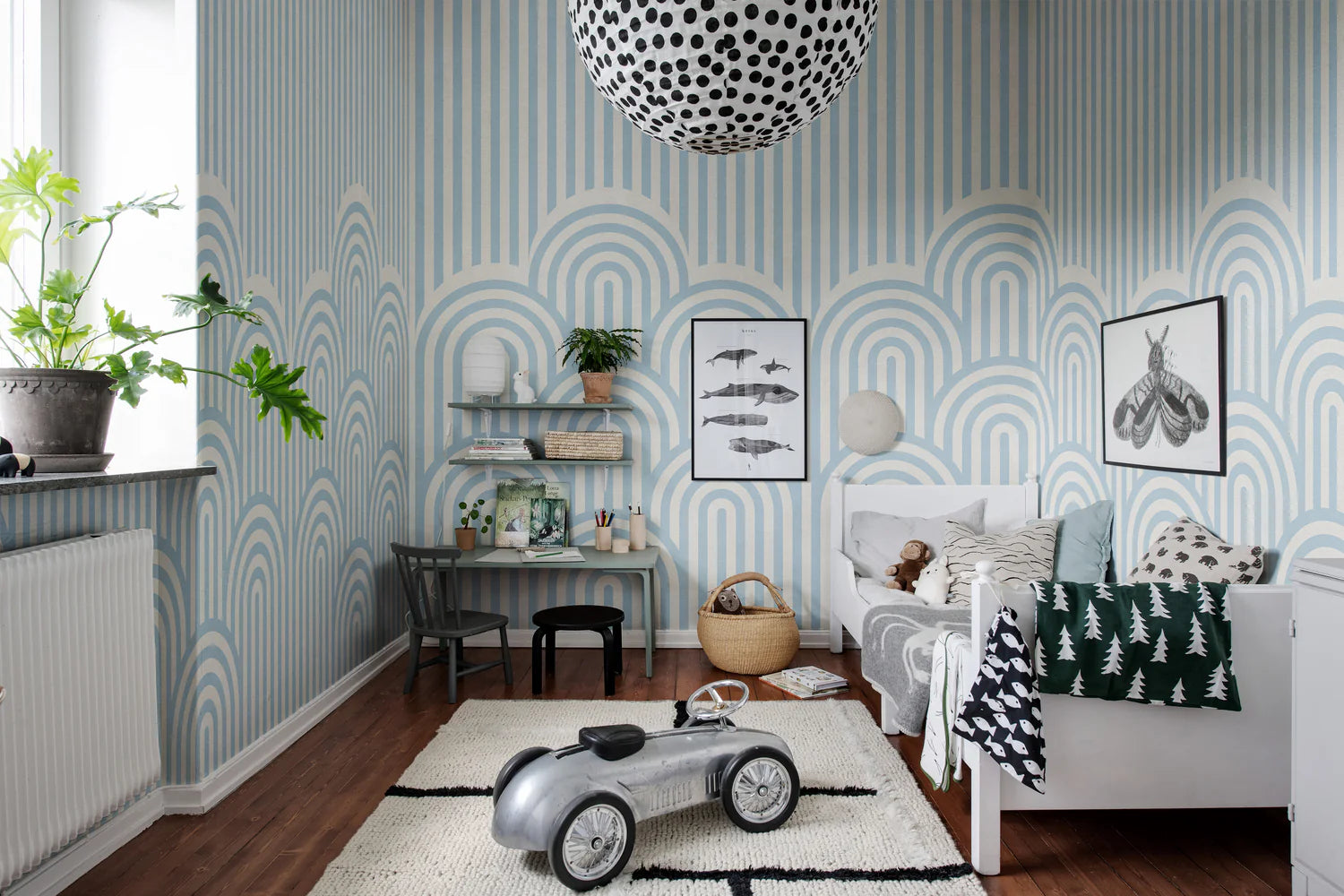 HC-On_the_Dunes_Geometric_Wallpaper-LightBlue-Interior1-18122023.webp