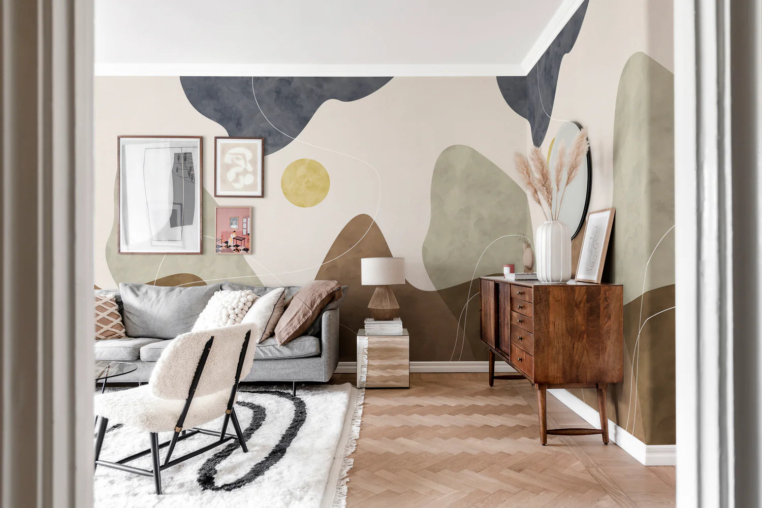 HC-Terrain_Bold_Abstract_Mural_Wallpaper-Interior2-04122023.webp